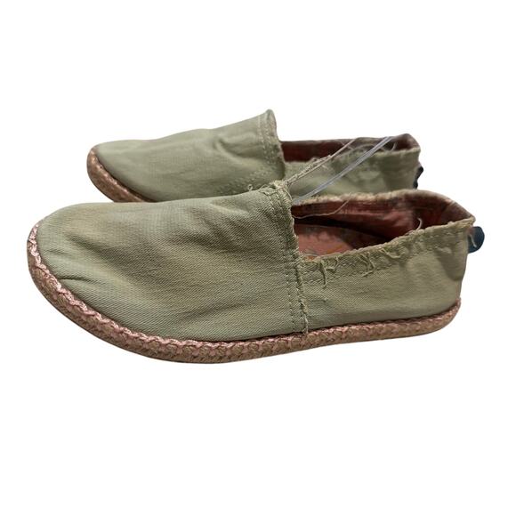VIONIC Beach Laguna Mint Sage Green Canvas Espadrilles Flats Shoes 6 - Picture 2 of 7